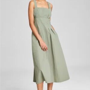 Chic Sage Midi Dress